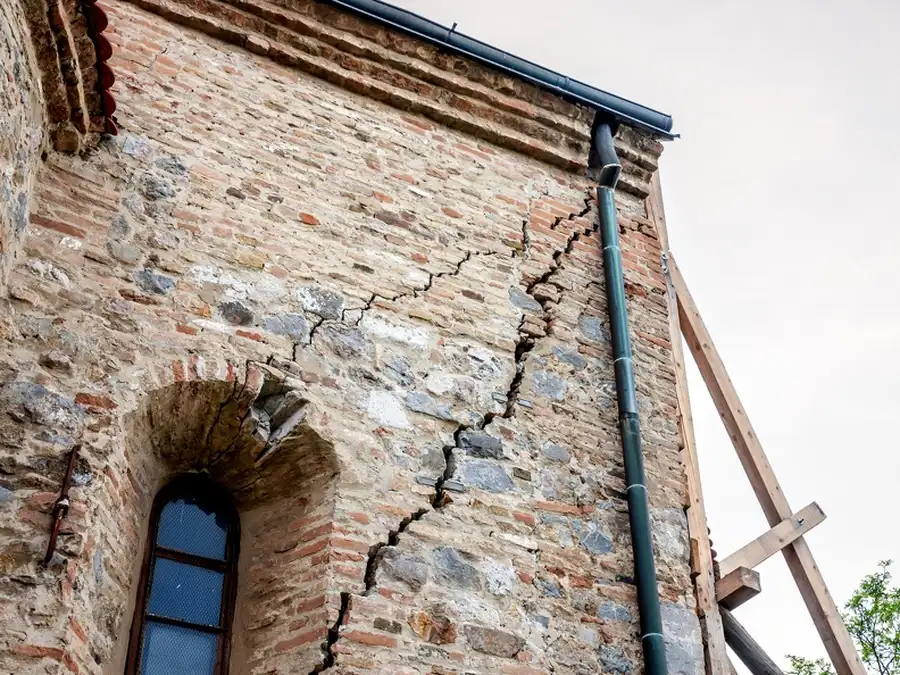 How Foundation Crack Repair Protects Structural Integrity in Garland, TX How Foundation Crack Repair Protects Structural Integrity in Garland, TX